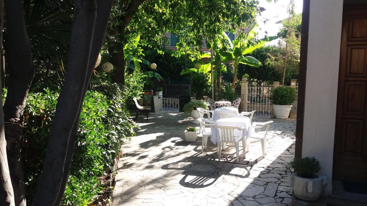 Albergo Moretti Senigallia Exterior photo